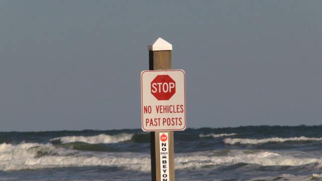 Volusia County chair to meet with beachside hotel about controversial poles 