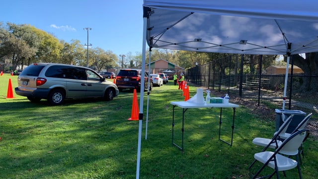 Seniors line up for COVID-19 vaccines at new site in Kissimmee