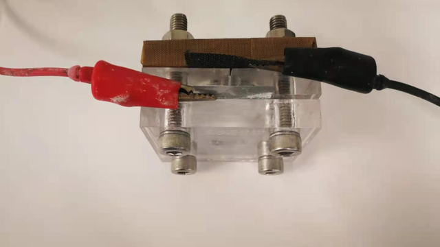 UCF Professor creates battery powered by seawater