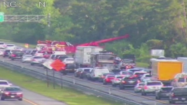 FHP: 3 dead, multiple injured after crash involving van with 11 people inside on Florida interstate