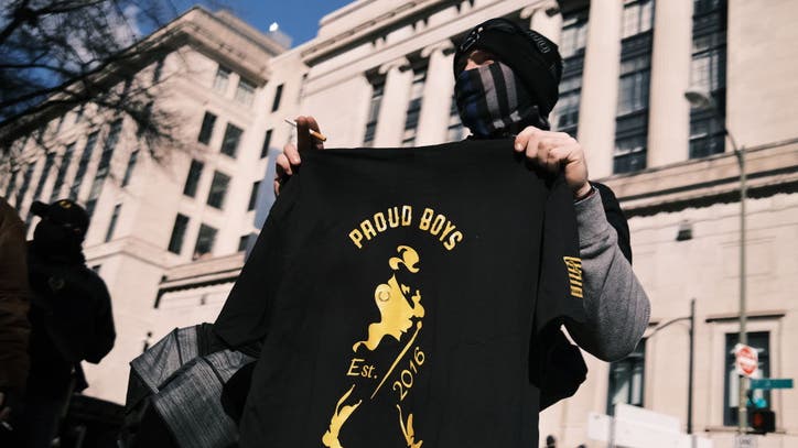 California officer on leave after being spotted at Proud Boys protest - Vimarsana News