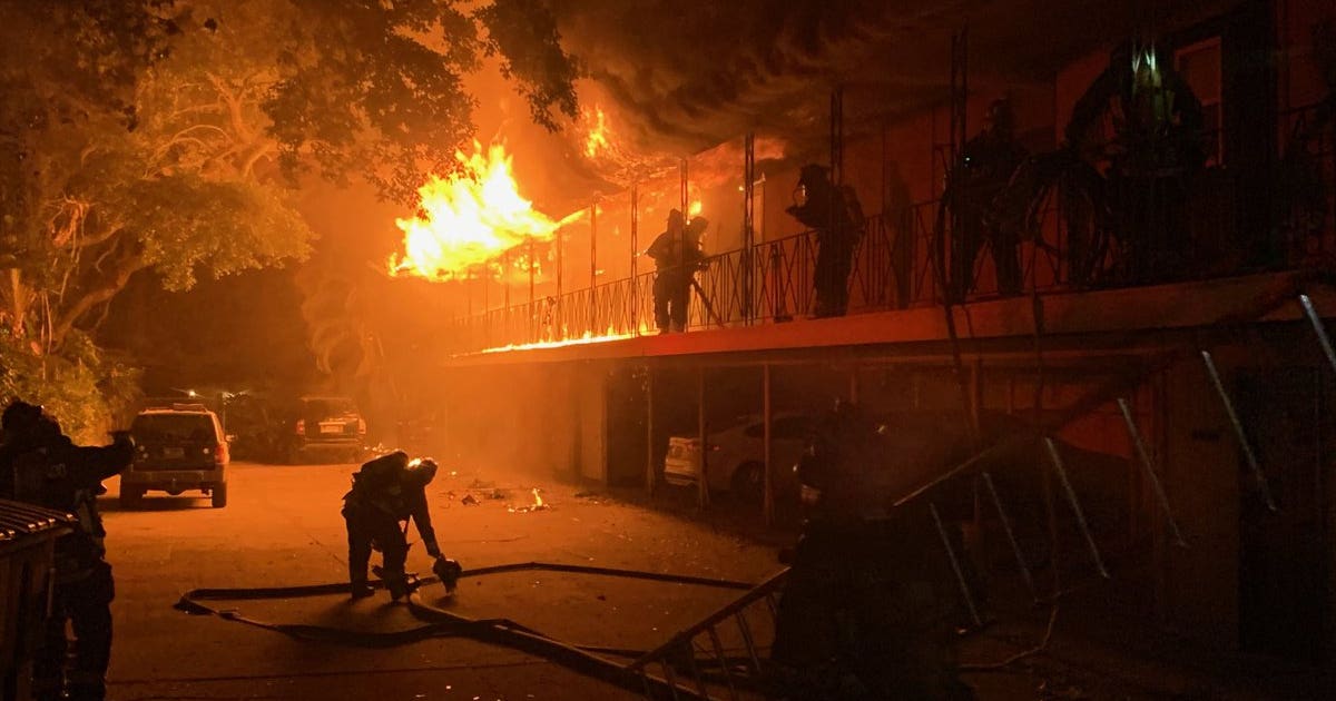 20 displaced after fire breaks out at Orlando apartment complex, crews ...