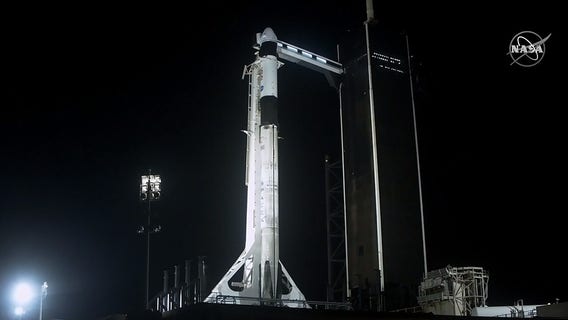 SpaceX launches Falcon 9 carrying OneWeb broadband communications satellites from Florida