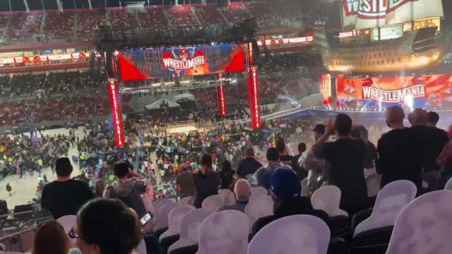 Wrestlemania fans told to seek shelter during severe weather in Tampa