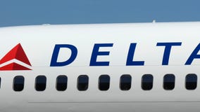 Delta flight makes emergency landing in Orlando over cabin pressurization issue