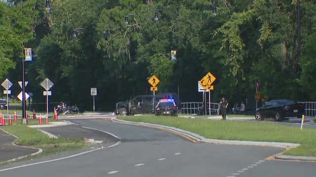 Fire Rescue: 1 dead, 1 injured after crash in front of Central Florida Zoo