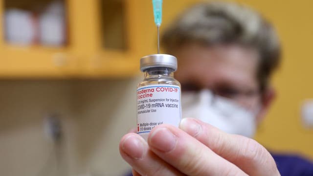 US buys additional 200 million doses of Moderna COVID-19 vaccine