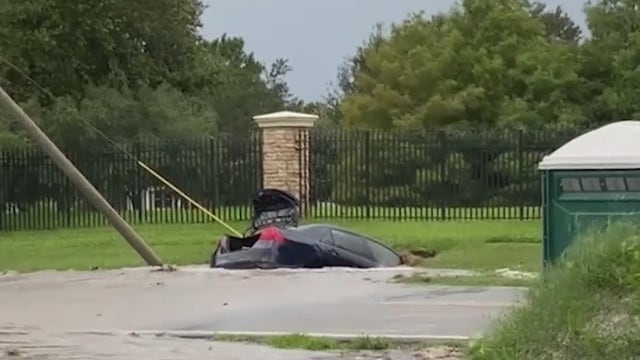 6 car wrecks along curvy stretch of road have neighbors begging for help