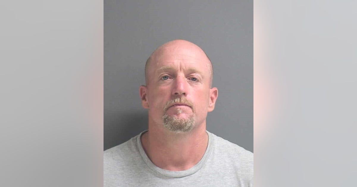 Deputies: Man arrested for slashing dog with machete | FOX 35 Orlando