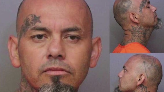 Search ongoing for suspect who stabbed man in face, Florida deputies say