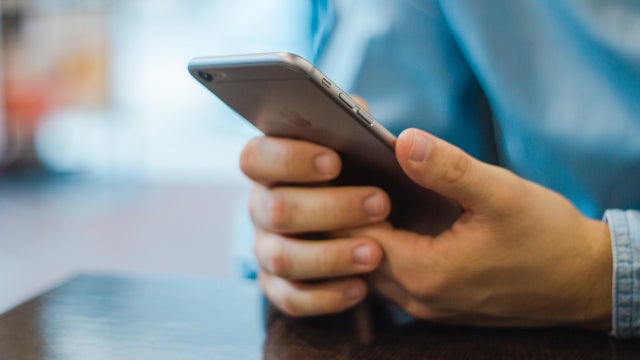 Experts point out potential problems with update letting people delete texts