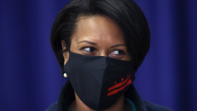 DC Mayor Muriel Bowser restores mask mandates indoors – regardless of vaccination status