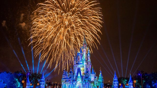 Elsa forces Walt Disney World to cancel fireworks event