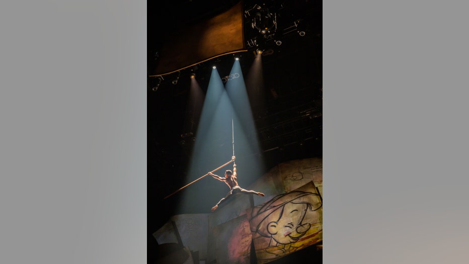 cirque du soleil drawn to life