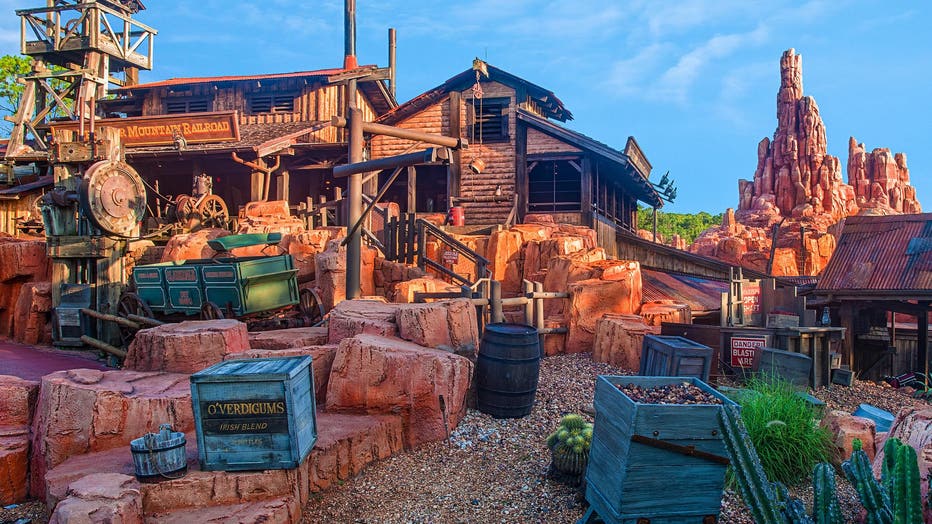 disney big thunder mountain railroad