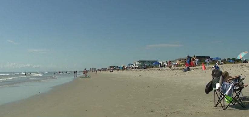 2 drown while trying to rescue child at Cocoa Beach, officials say