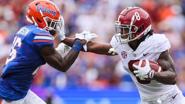 No. 1 Alabama holds off No. 11 Florida 31-29 in SEC opener