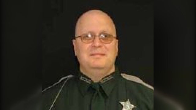 Hernando County deputy dies from COVID-19, sheriff says