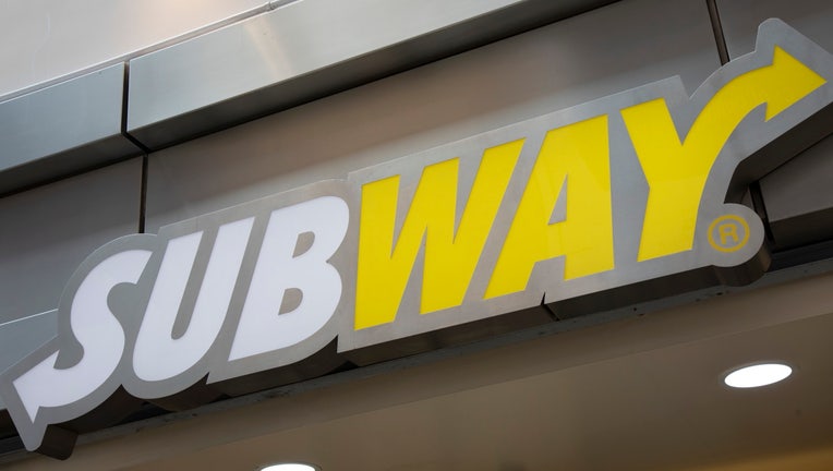 GettyImages-992930736 subway restaurant sign