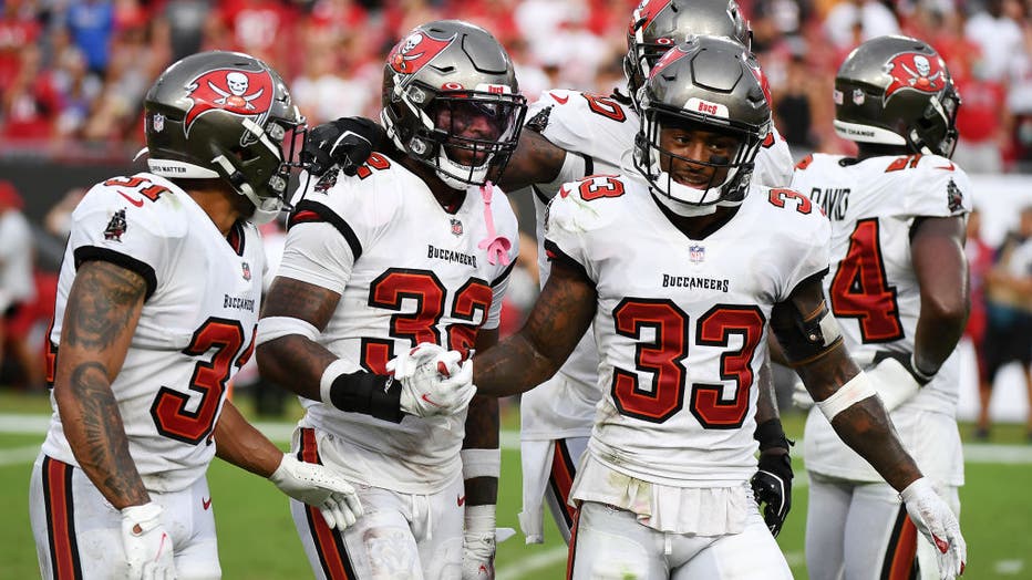 Brady has 276 yards, 5 TDs; Buccaneers rout Falcons 48-25