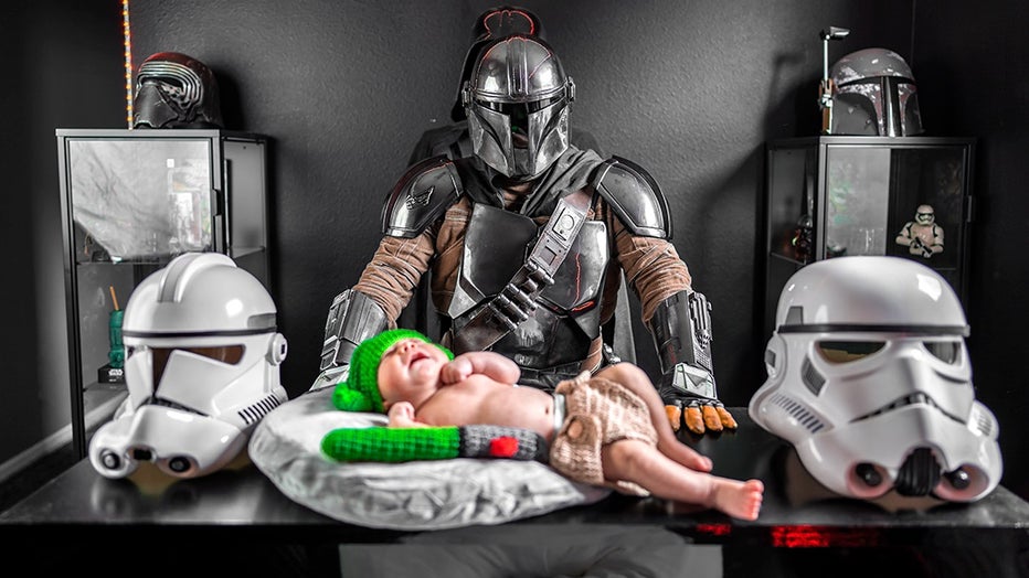 mandalorian florida couple newborn baby photoshoot yoda