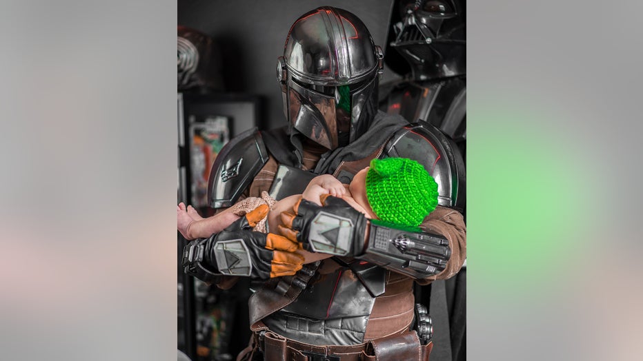 mandalorian florida couple newborn baby photoshoot yoda