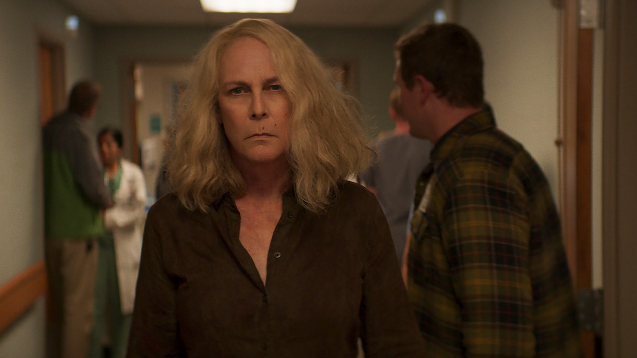 Review: 'Halloween Kills' is more of the same old blood splatter - Vimarsana News