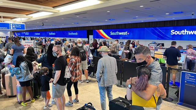 Southwest continues to cancel more flights on Monday after weekend disruptions