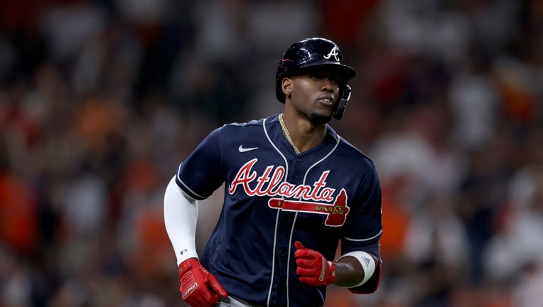 Braves overcome pitcher injury, top Astros in Game 1