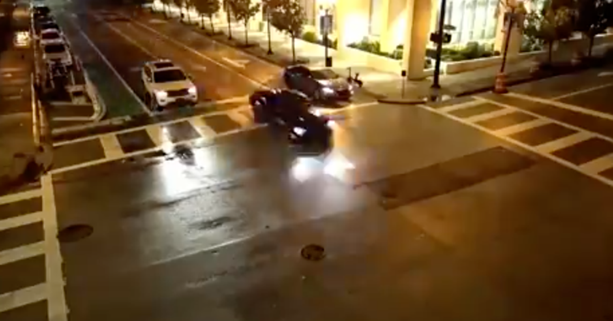 Orlando police release video of car believed to be connected to deadly ...