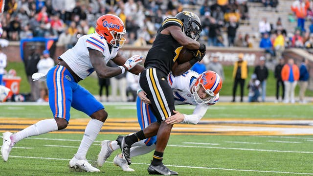 Missouri beats Florida on 2-point conversion in OT 24-23