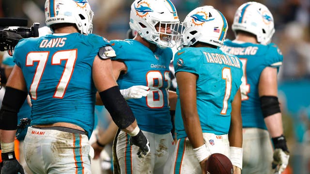 A stunner: Miami wins 2nd straight, tops Ravens 22-10