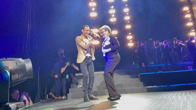 95-year-old Orlando woman fulfills wish to dance with Marc Anthony