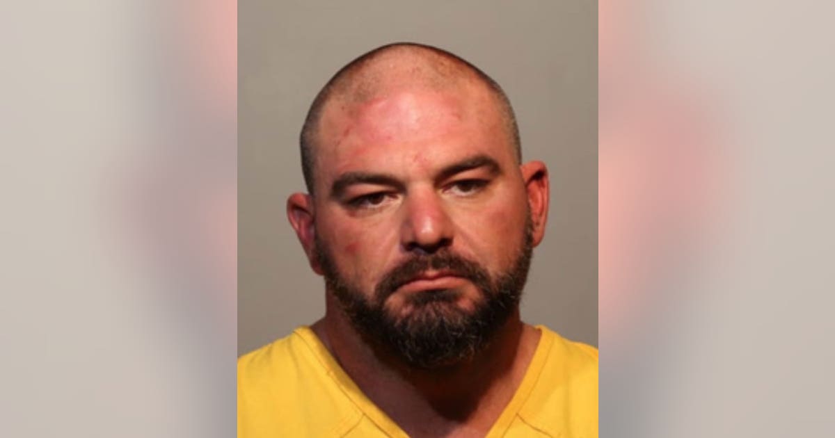 Florida man accused of shooting 2 people during argument on Christmas ...