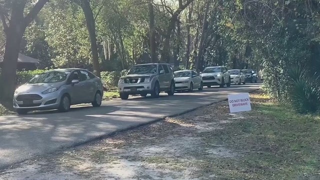 COVID testing site snarls traffic in Orange County neighborhood