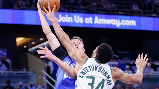 Bucks complete sweep of Magic 136-118, push win streak to 5