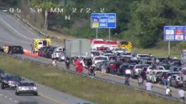 All lanes blocked on portion of I-95 in Volusia County after crash, officials say