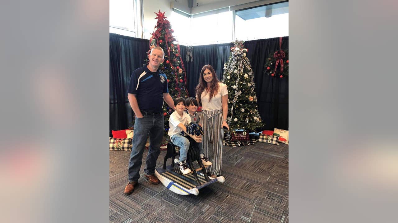 Custom rocking horse gifted to children of fallen Orlando Police Officer Kevin Valencia - Vimarsana News
