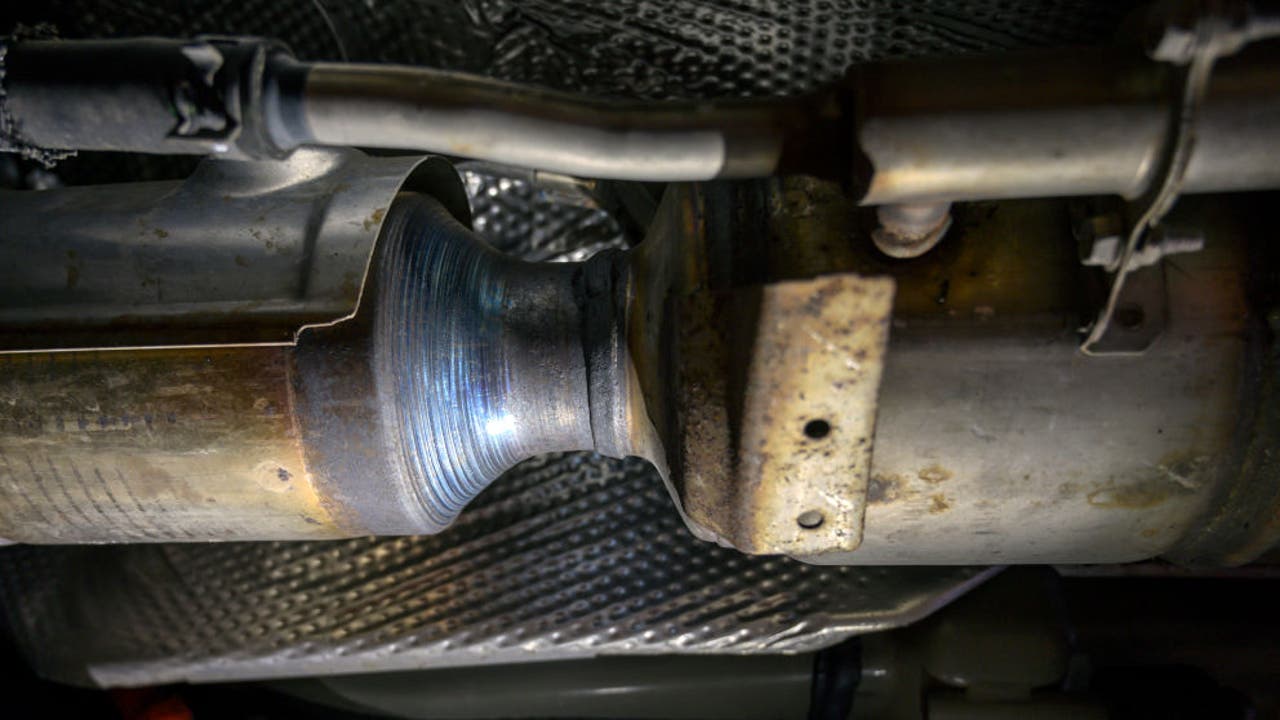 Police across US trying to curb catalytic converter thefts - Vimarsana News
