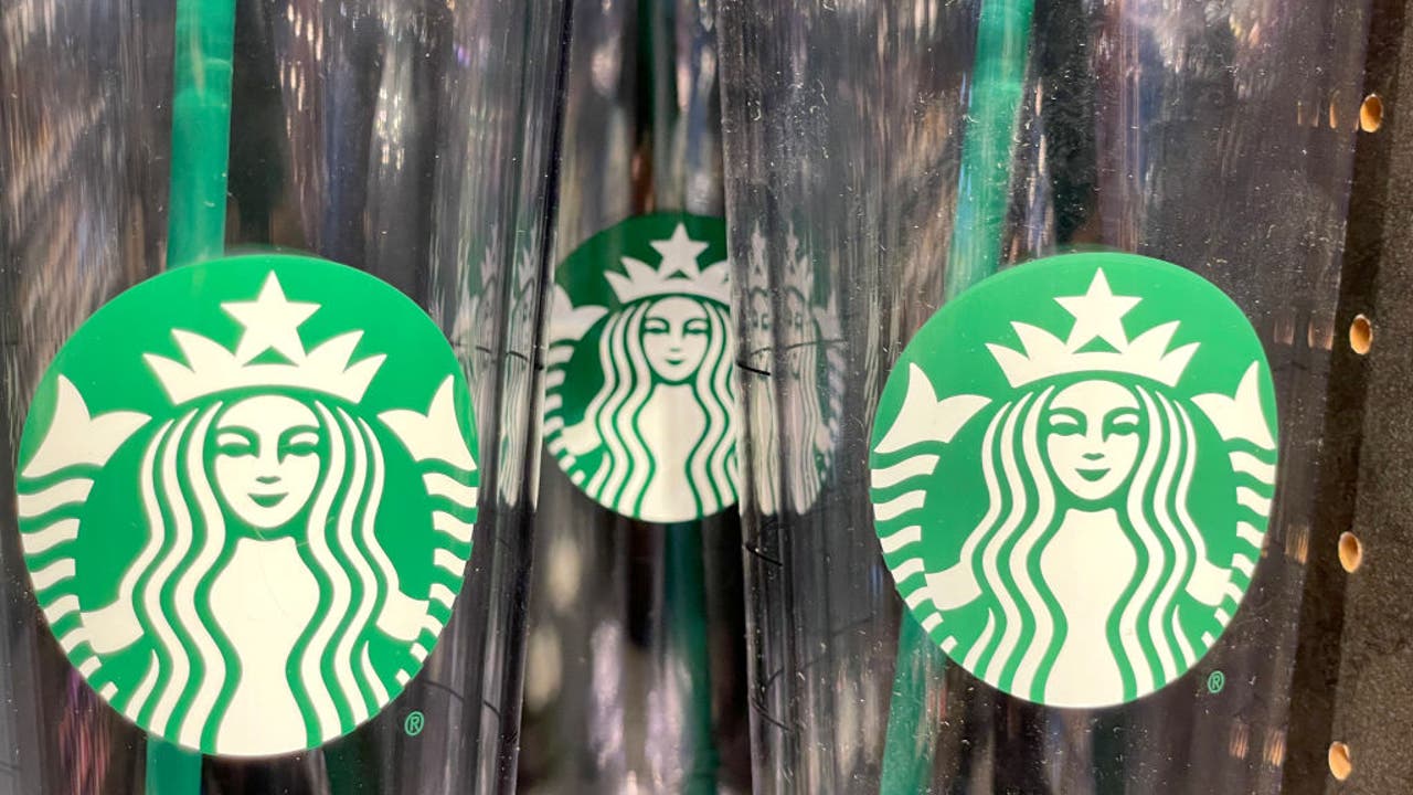 Starbucks ending employee vaccine mandate after Supreme Court ruling - Vimarsana News