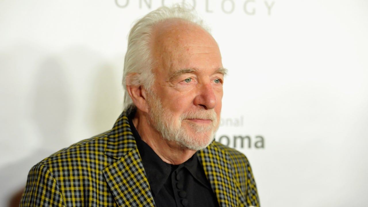 Howard Hesseman, known as Johnny Fever in 'WKRP in Cincinnati,' dies at 81 - Vimarsana News