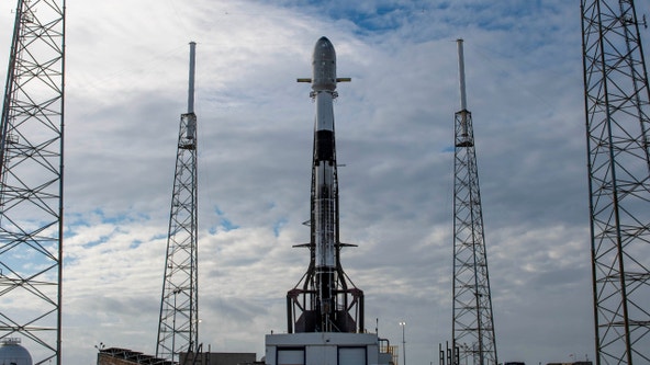 SpaceX once again delays launch of Falcon 9 due to weather