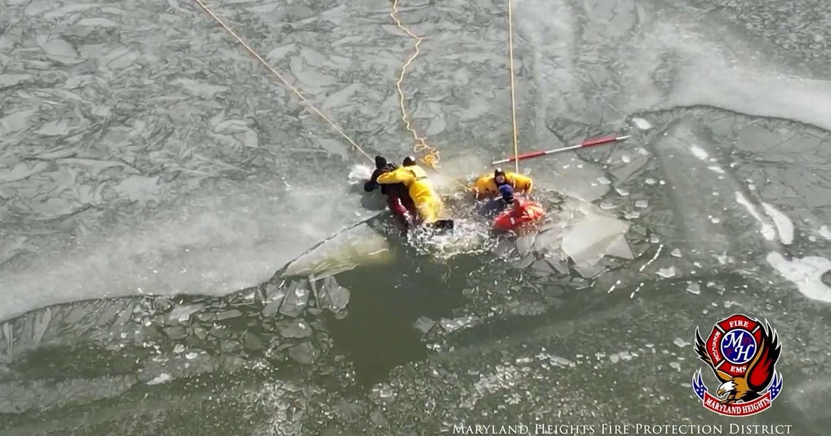 Watch: Firefighters rescue teens from frozen lake | FOX 35 Orlando