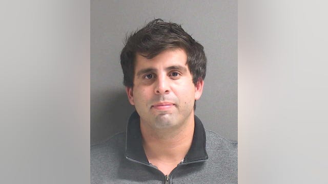 Sheriff: Deltona middle school teacher accused of kissing student in class