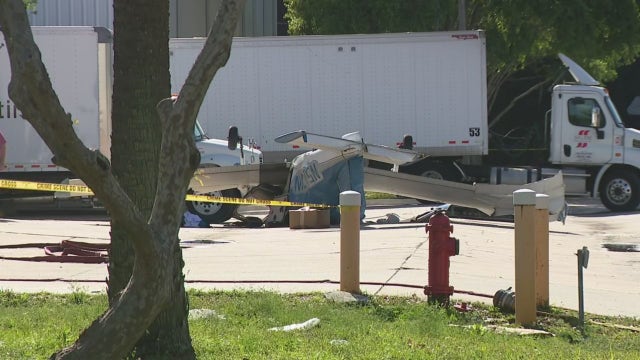 Small plane crashes near Melbourne Orlando International Airport