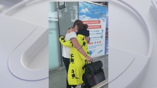 Longwood man secures U.S. visa for Ukrainian sister, helps others at border