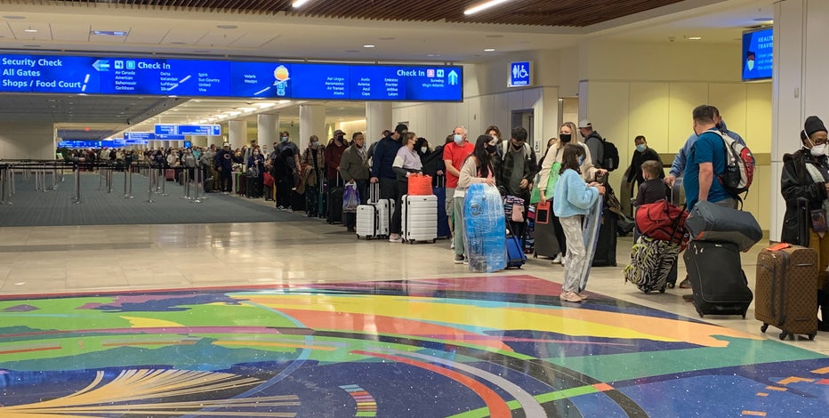 Hundreds stranded in Orlando airport after massive flight