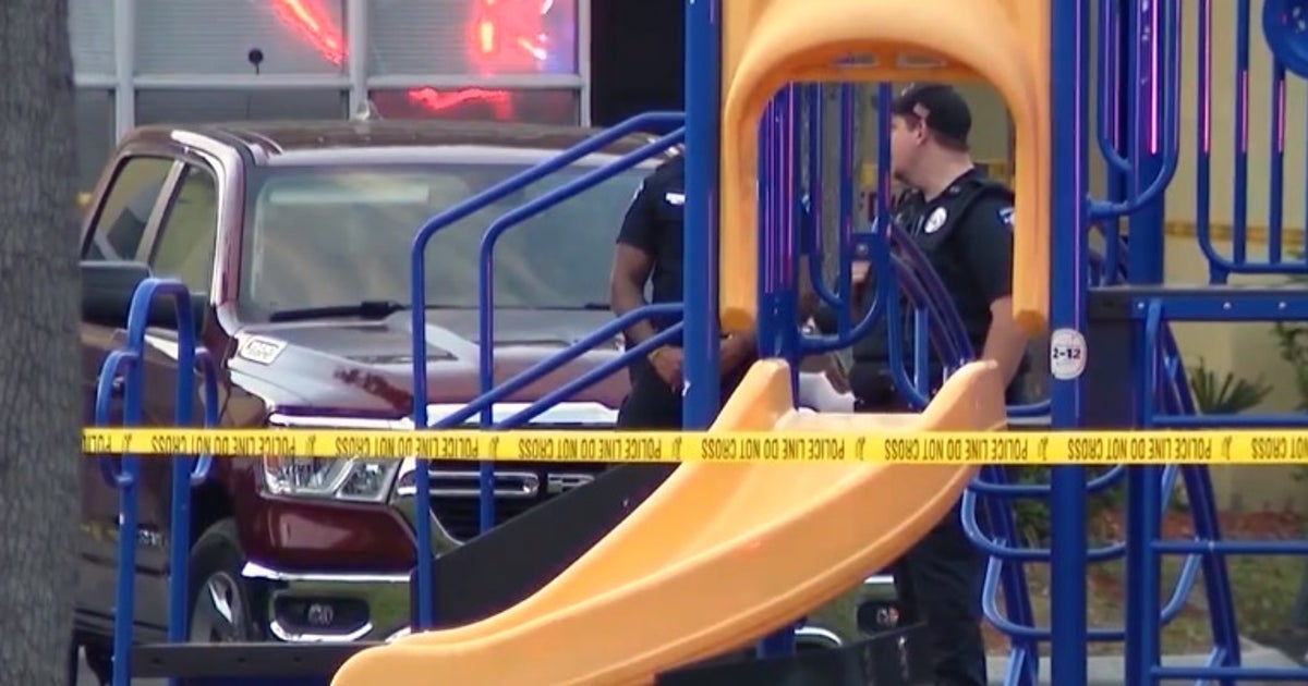 2 dead, including teen boy, in shooting at Sanford apartment complex ...