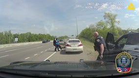 Tennessee police officer run over during traffic stop after suspect resists, flees, dashcam video shows