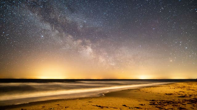 Lyrid meteor shower peaks just in time for Earth Day